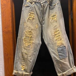 Magnolia Pearl super comfy jean. Made with detail in mind. Adjustable waist size